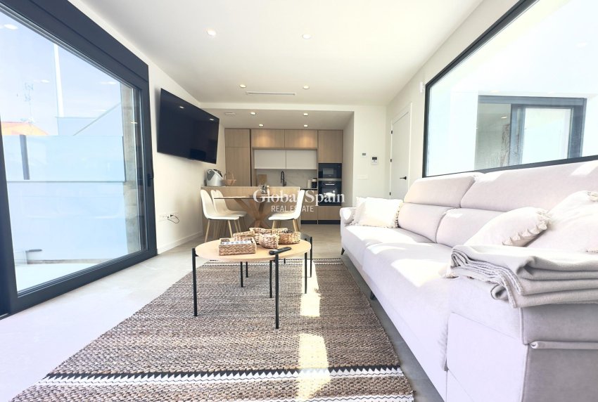 Resale - APARTMENT -
SAN PEDRO DEL PINATAR - CENTRO