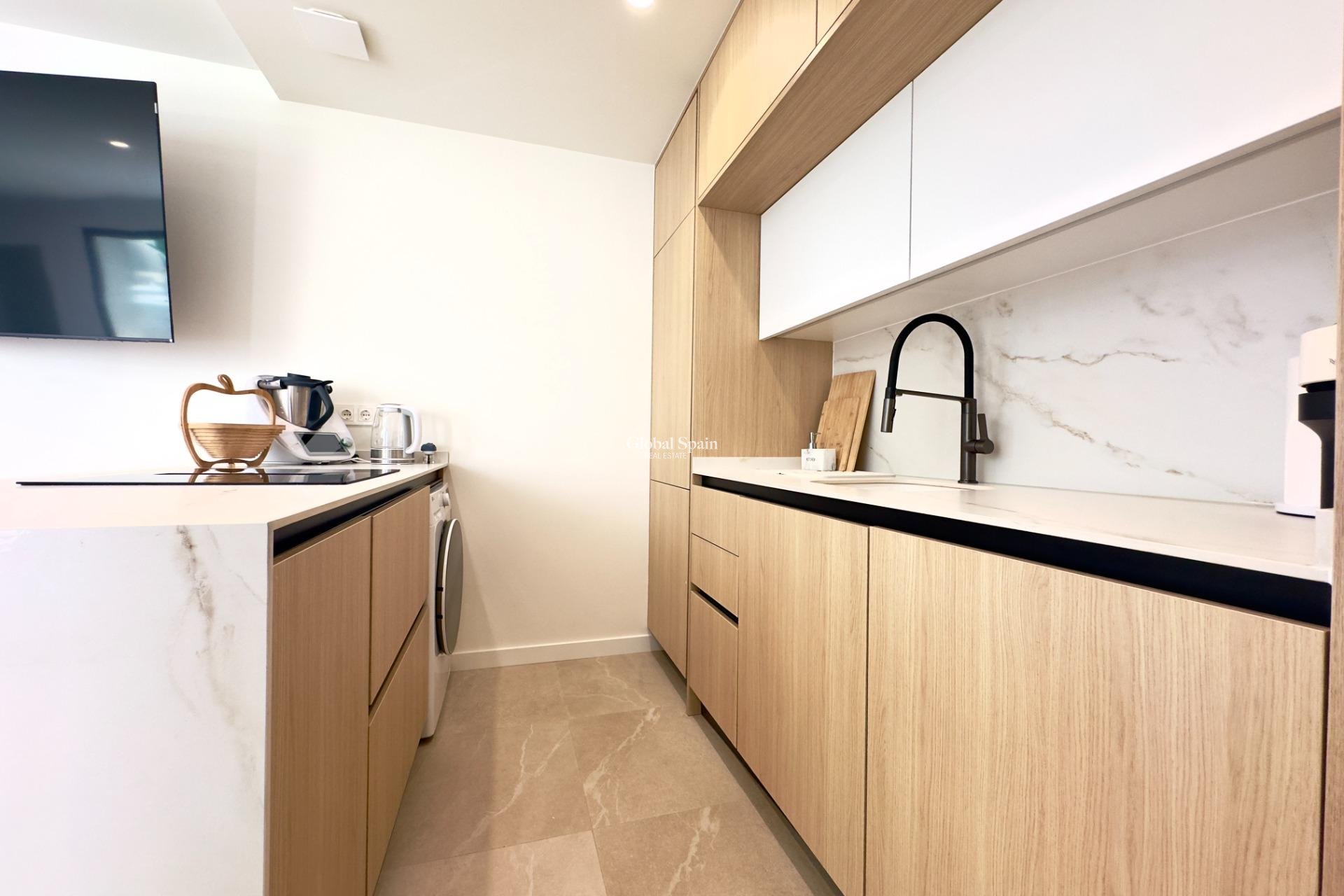 Resale - APARTMENT -
SAN PEDRO DEL PINATAR - CENTRO