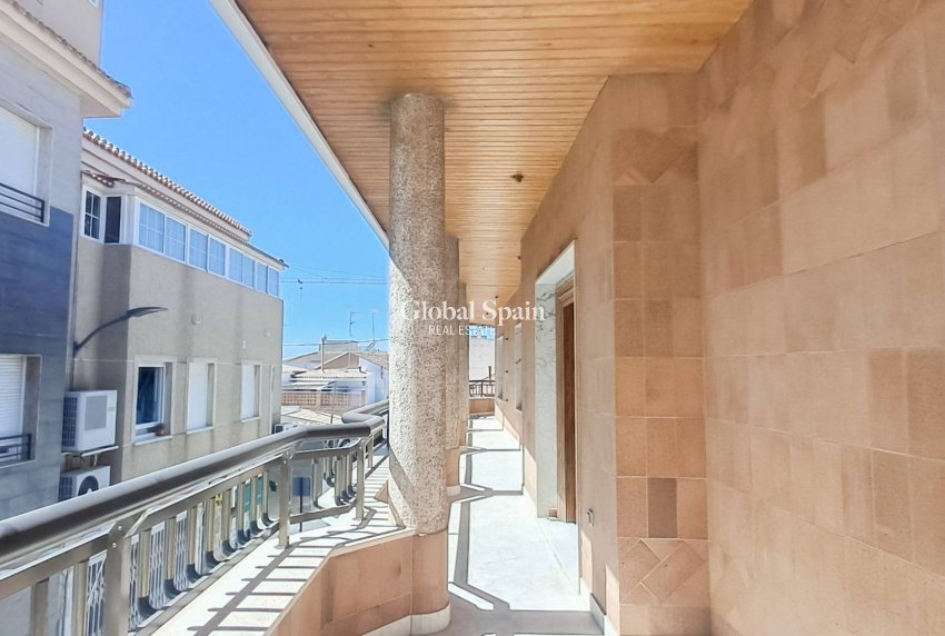 Resale - APARTMENT -
SAN PEDRO DEL PINATAR - Lo pagan