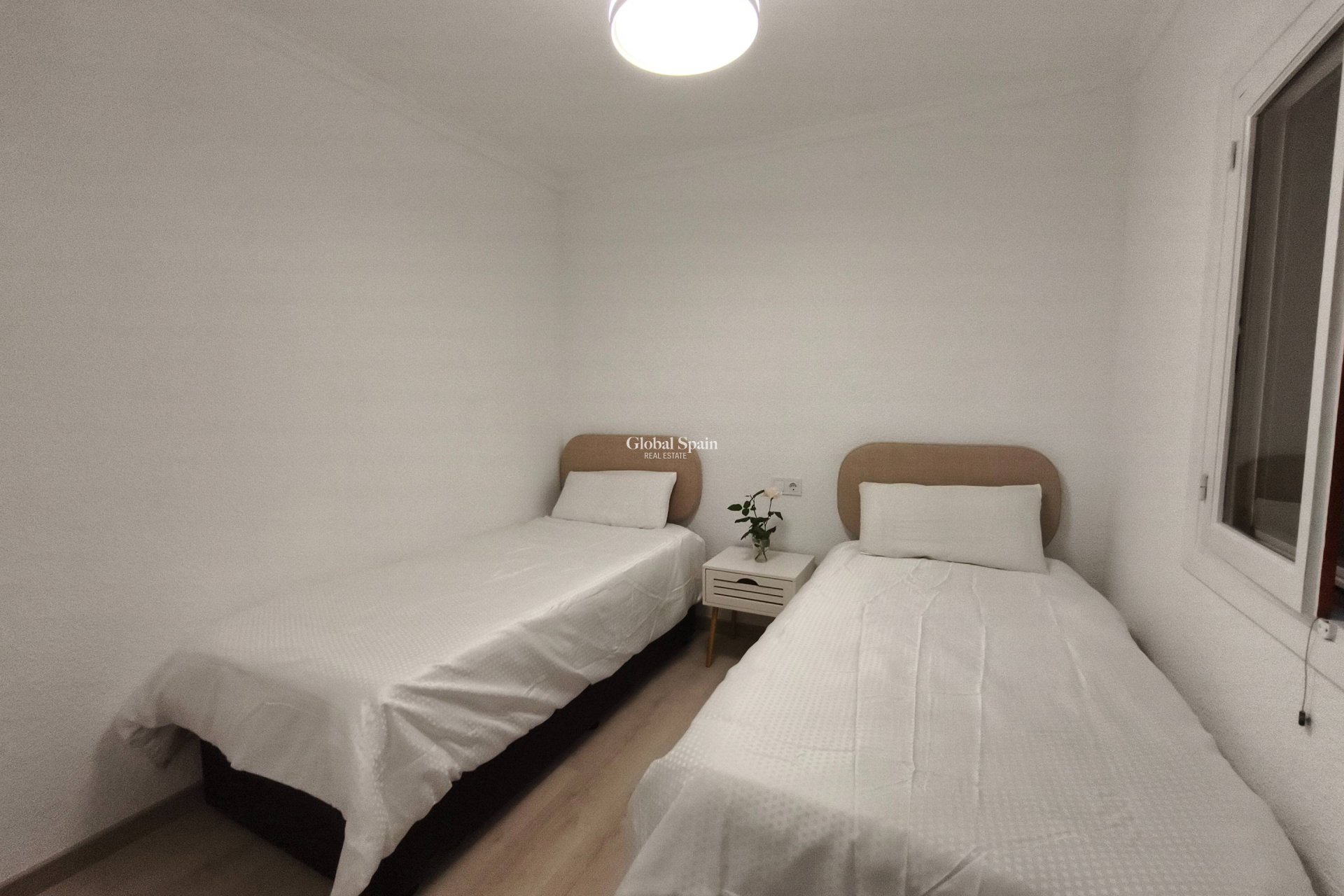 Resale - APARTMENT -
SAN PEDRO DEL PINATAR - Lo pagan