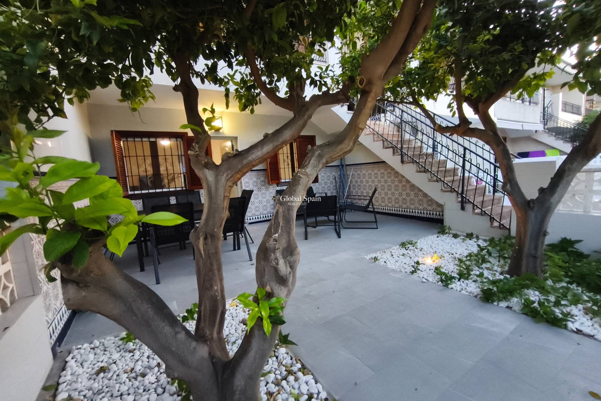 Resale - APARTMENT -
SAN PEDRO DEL PINATAR - Lo pagan