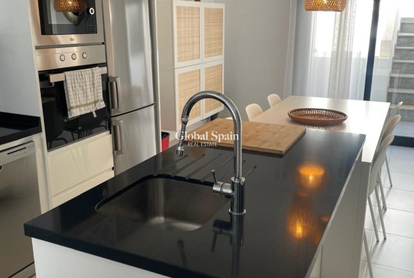 Resale - APARTMENT -
SAN PEDRO DEL PINATAR - LO PAGÁN