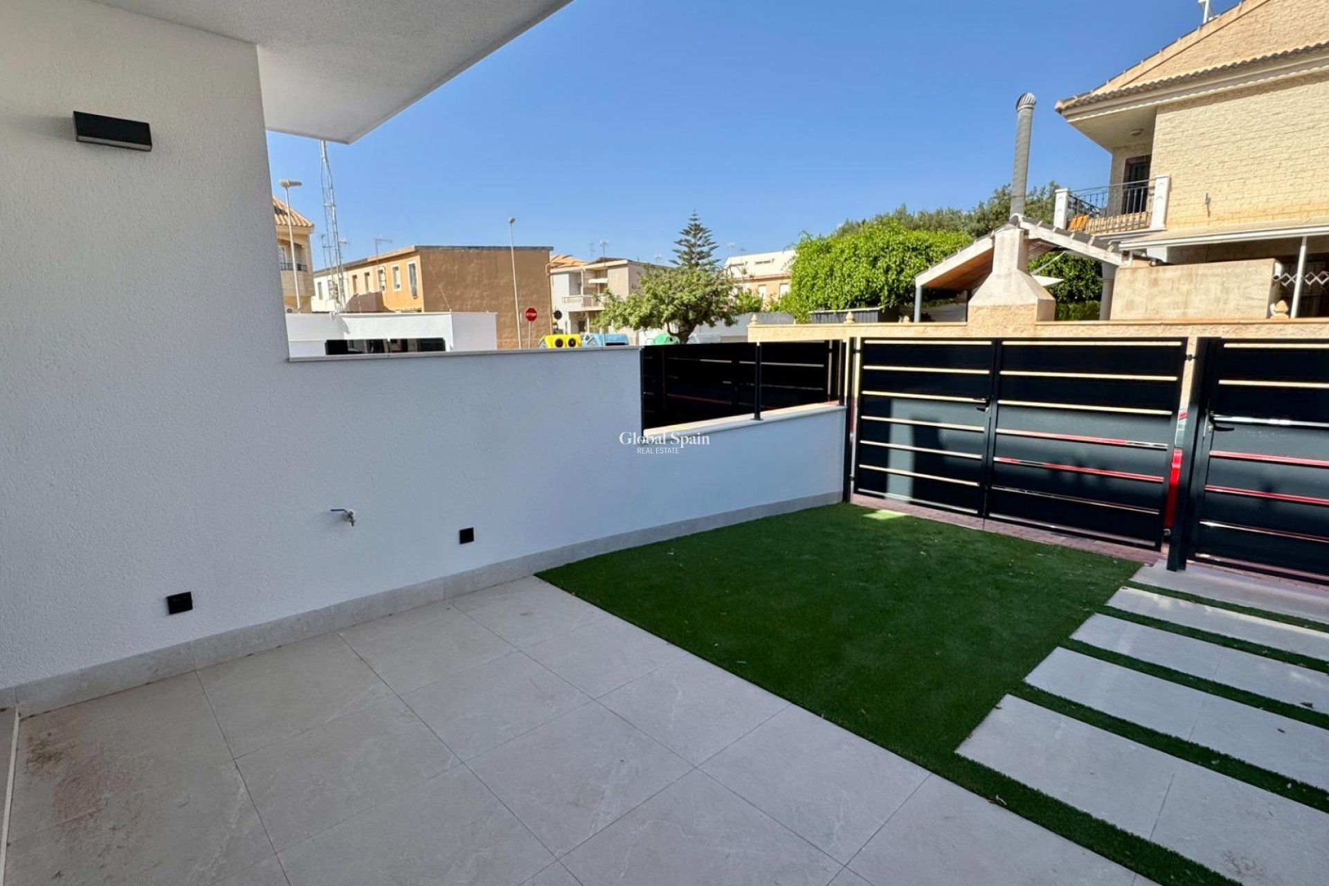 Resale - APARTMENT -
SAN PEDRO DEL PINATAR - Lopagán