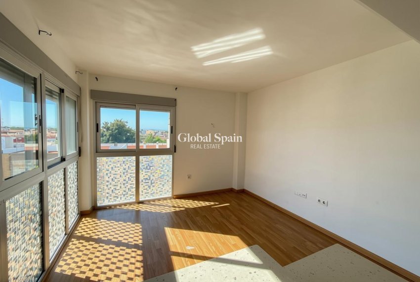 Resale - APARTMENT -
SAN PEDRO DEL PINATAR - Villananitos
