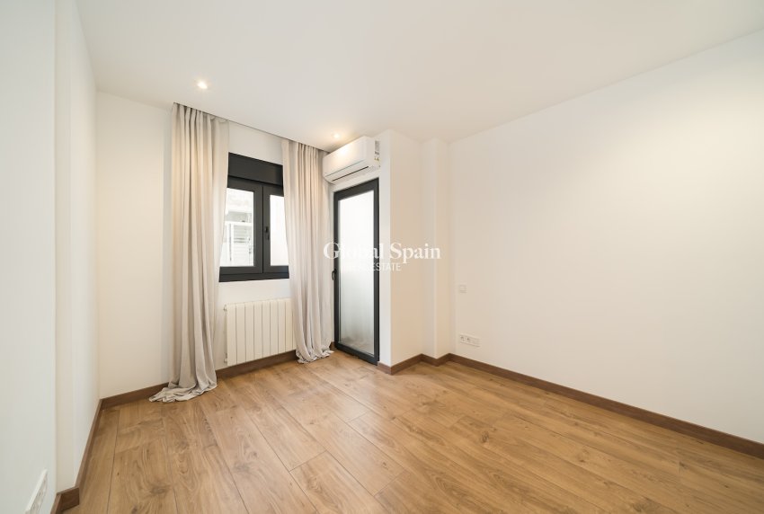 Resale - Apartment -
Santa Catalina - optional location detail