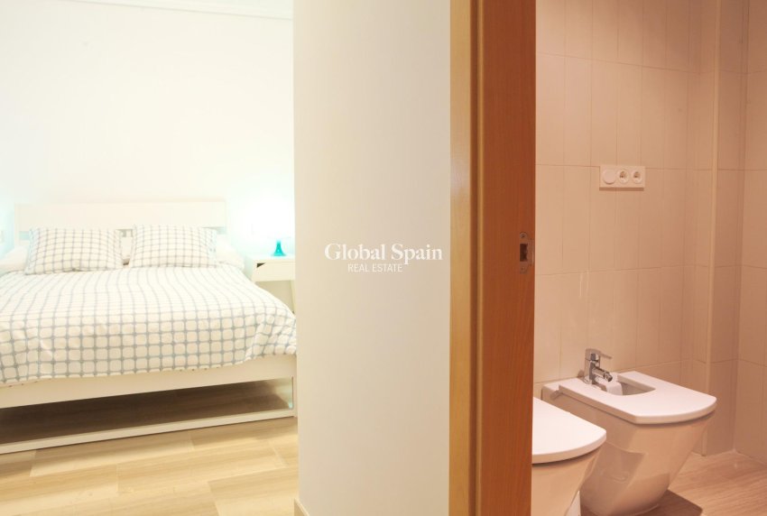 Resale - APARTMENT -
SANTA POLA - Centro