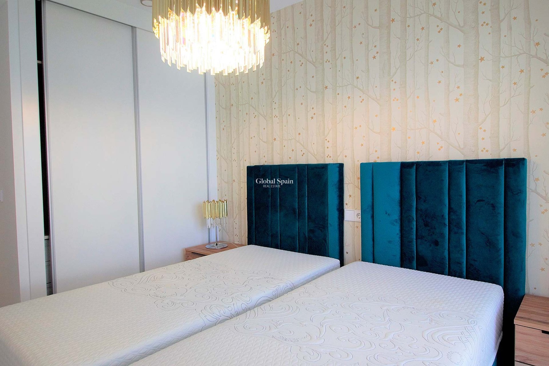 Resale - APARTMENT -
SANTA POLA - Costa Blanca