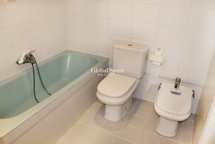 Resale - APARTMENT -
SANTA POLA - Santa Pola