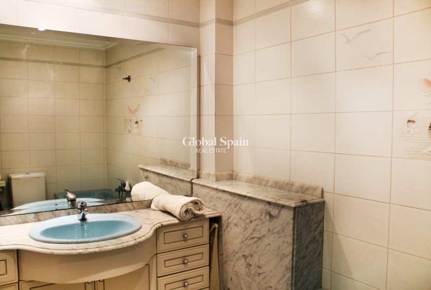 Resale - APARTMENT -
SANTA POLA - Santa Pola