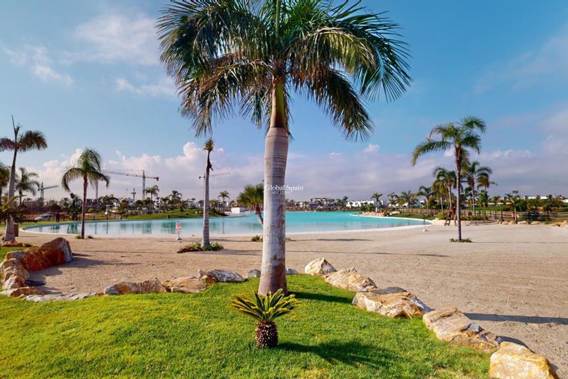 Resale - APARTMENT -
SANTA ROSALÍA - Inland