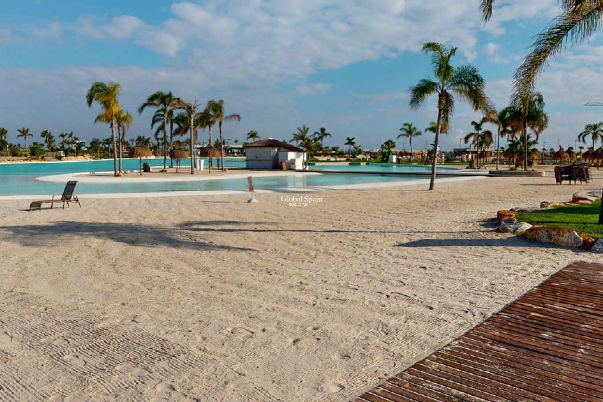 Resale - APARTMENT -
SANTA ROSALÍA - Inland