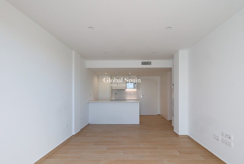Resale - APARTMENT -
SANTA ROSALÍA - Inland