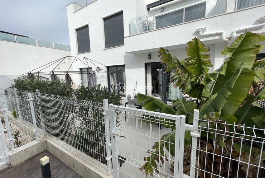 Resale - APARTMENT -
SANTIAGO DE LA RIBERA - Costa Calida