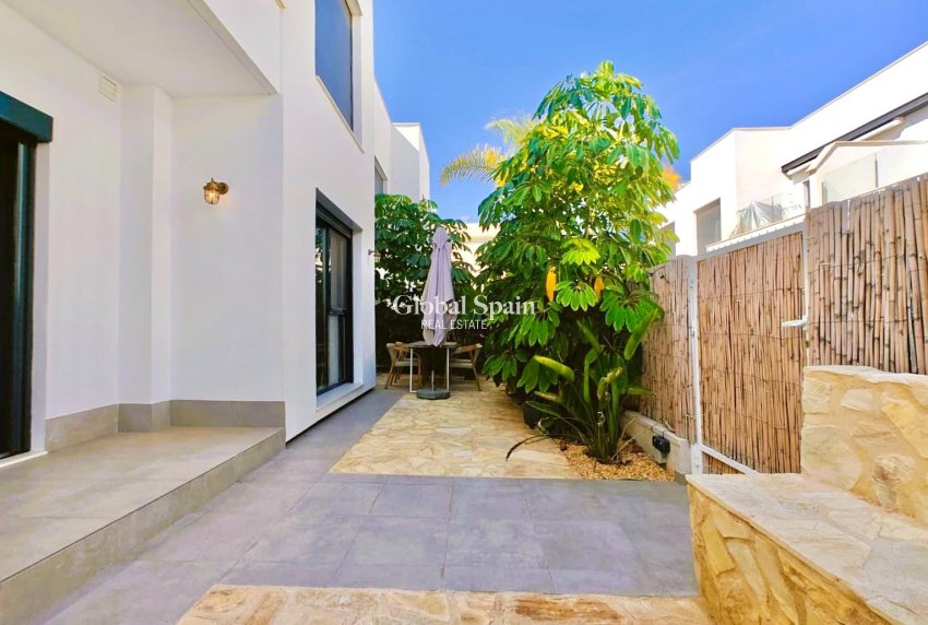 Resale - APARTMENT -
SANTIAGO DE LA RIBERA - Santiago de la Ribera