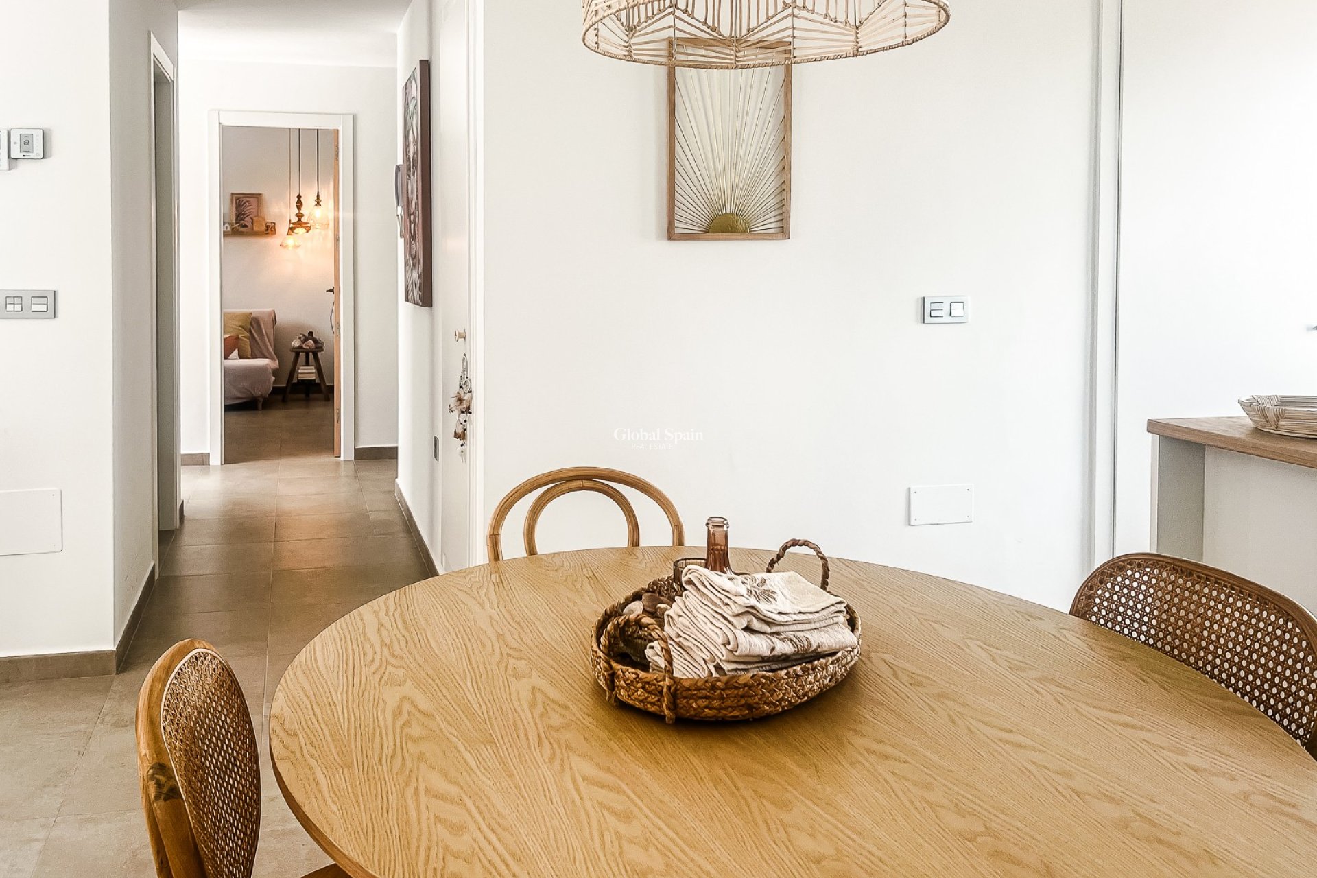 Resale - APARTMENT -
SANTIAGO DE LA RIBERA - zona san blas