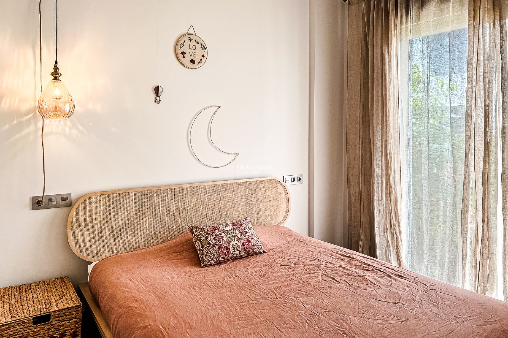 Resale - APARTMENT -
SANTIAGO DE LA RIBERA - zona san blas