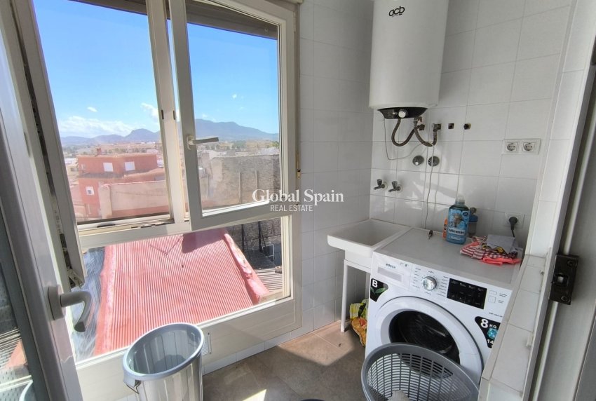 Resale - APARTMENT -
SAX - Inland