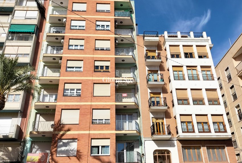 Resale - APARTMENT -
SAX - Inland