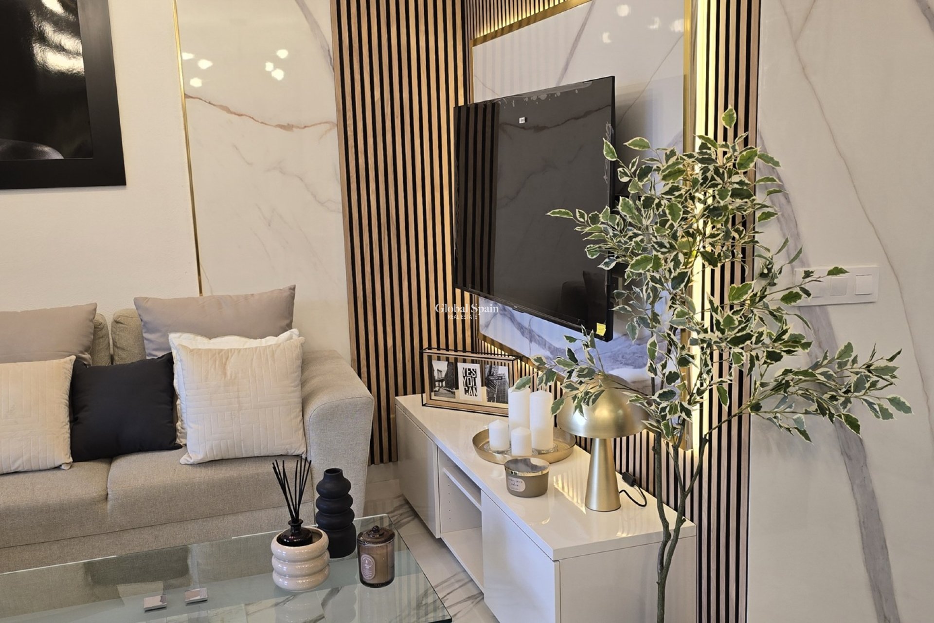 Resale - APARTMENT -
SUCINA - Inland