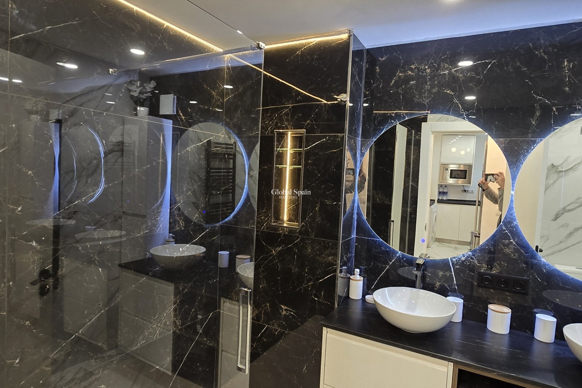 Resale - APARTMENT -
SUCINA - Inland