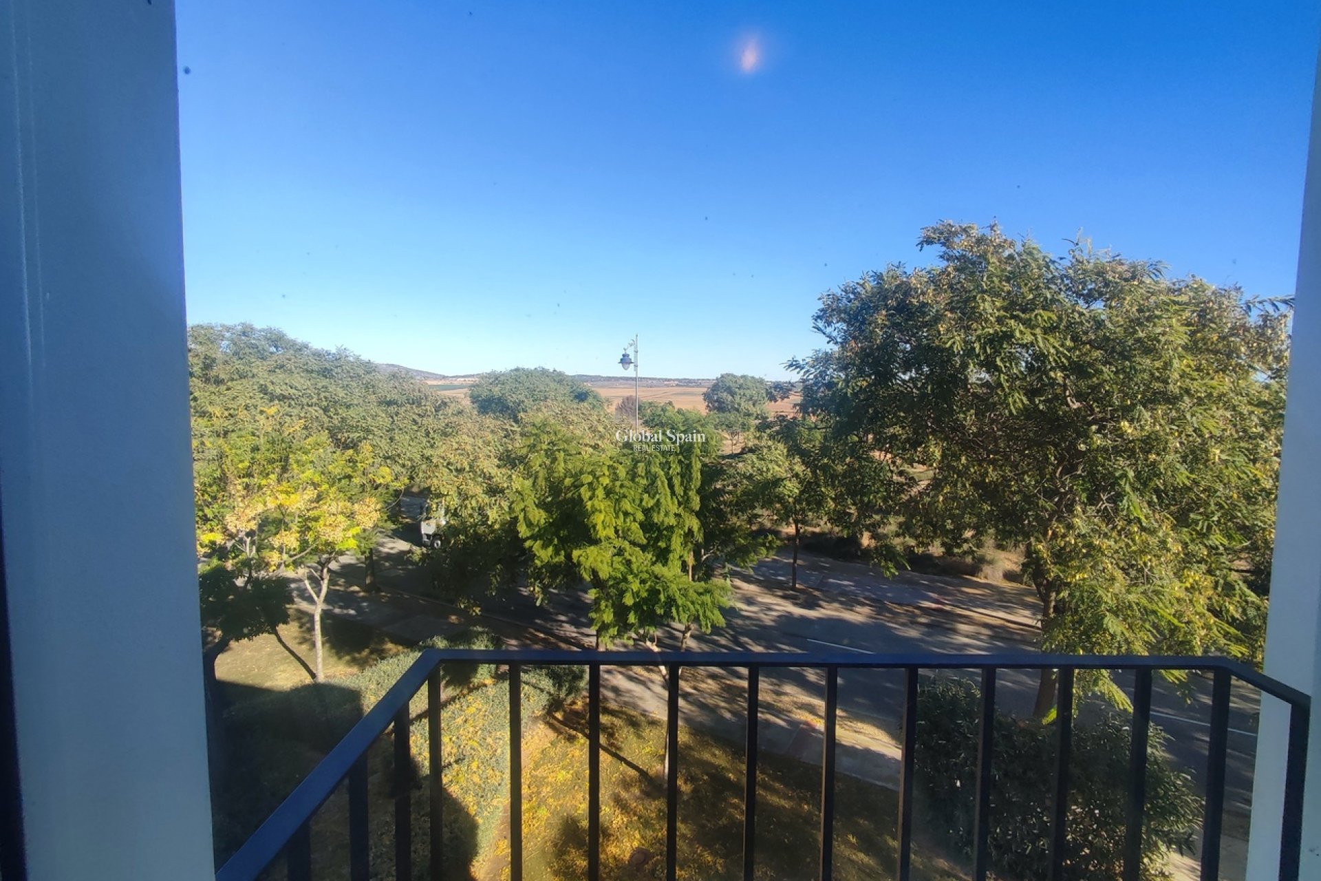 Resale - APARTMENT -
SUCINA - Inland