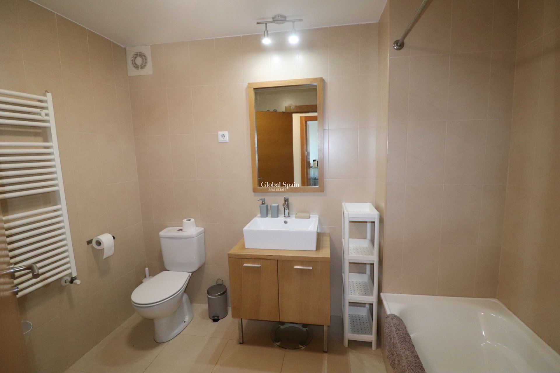 Resale - APARTMENT -
SUCINA - Inland