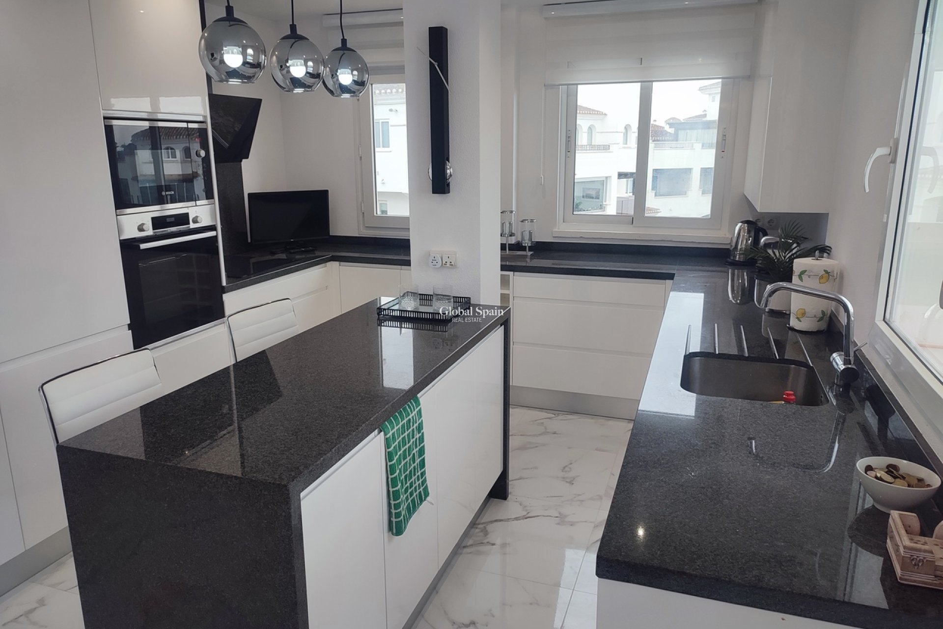 Resale - APARTMENT -
SUCINA - Inland