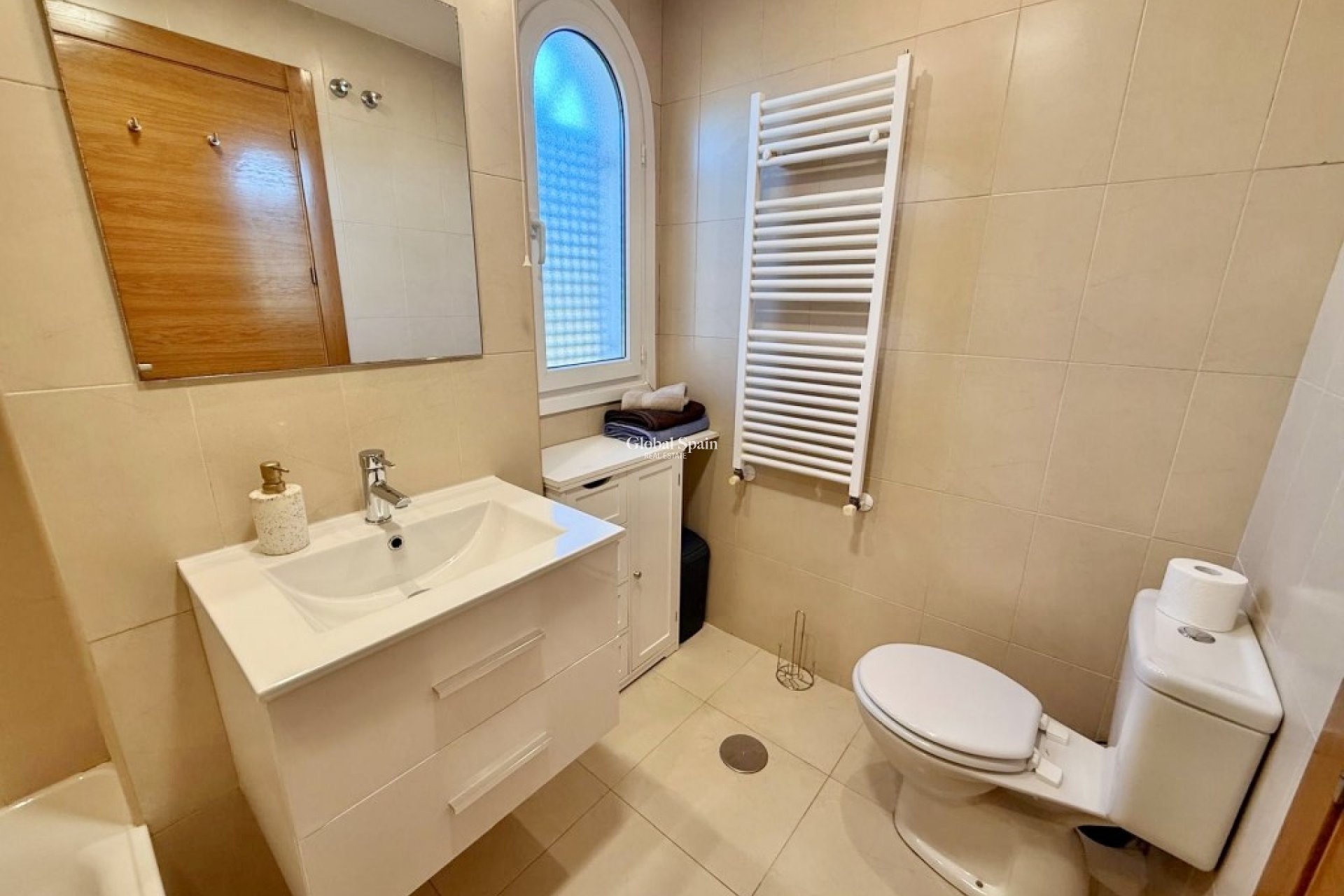 Resale - APARTMENT -
SUCINA - Inland