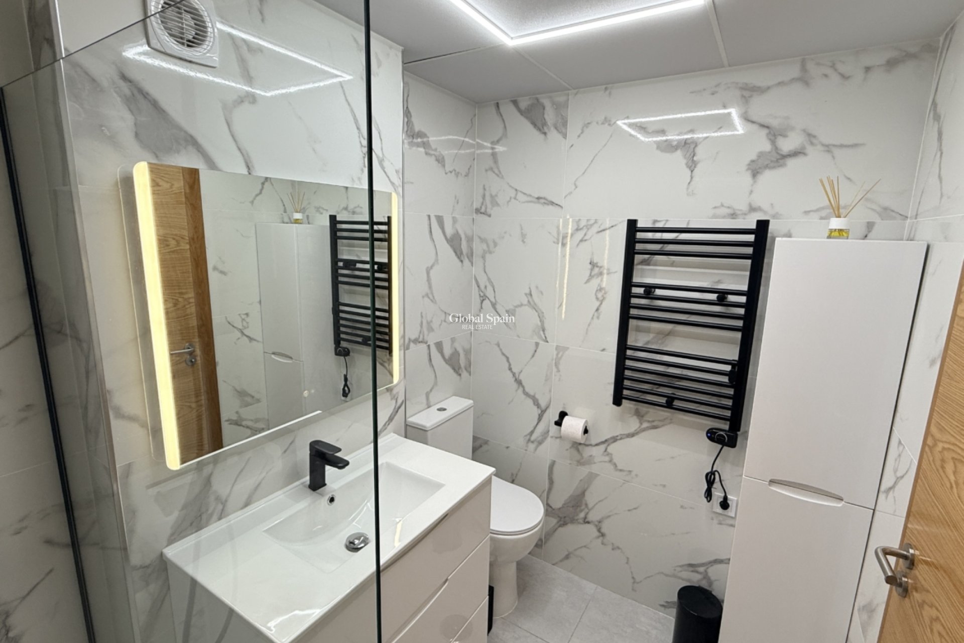 Resale - APARTMENT -
SUCINA - Inland