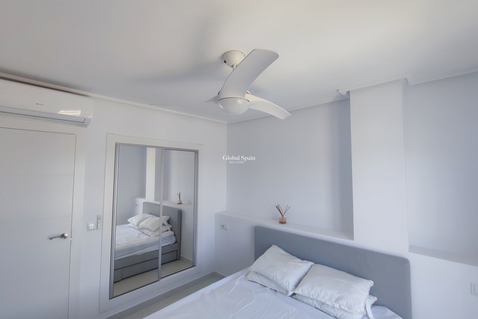 Resale - APARTMENT -
SUCINA - Inland