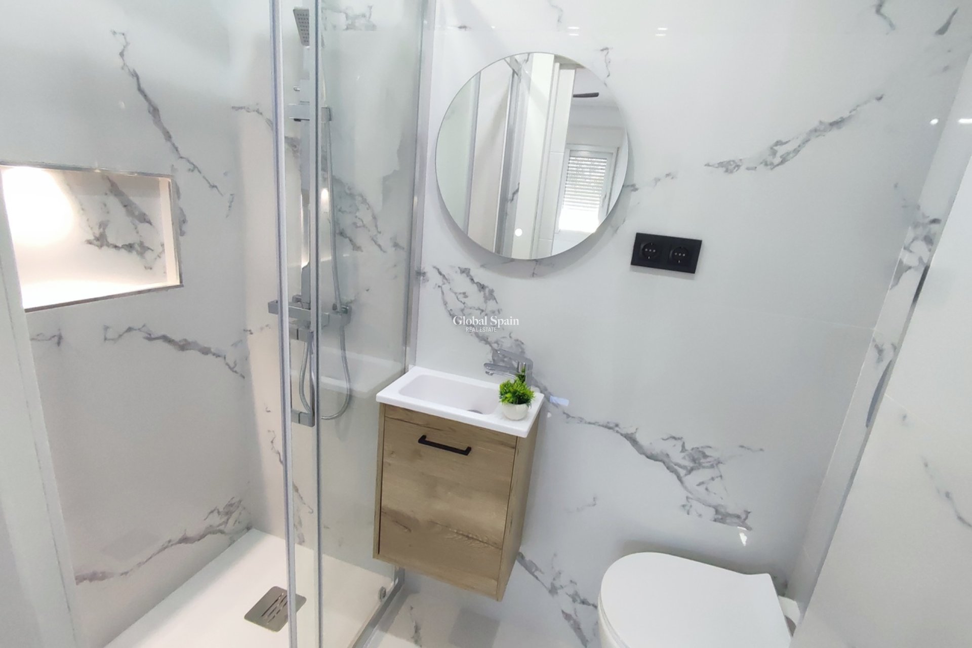 Resale - APARTMENT -
SUCINA - Inland