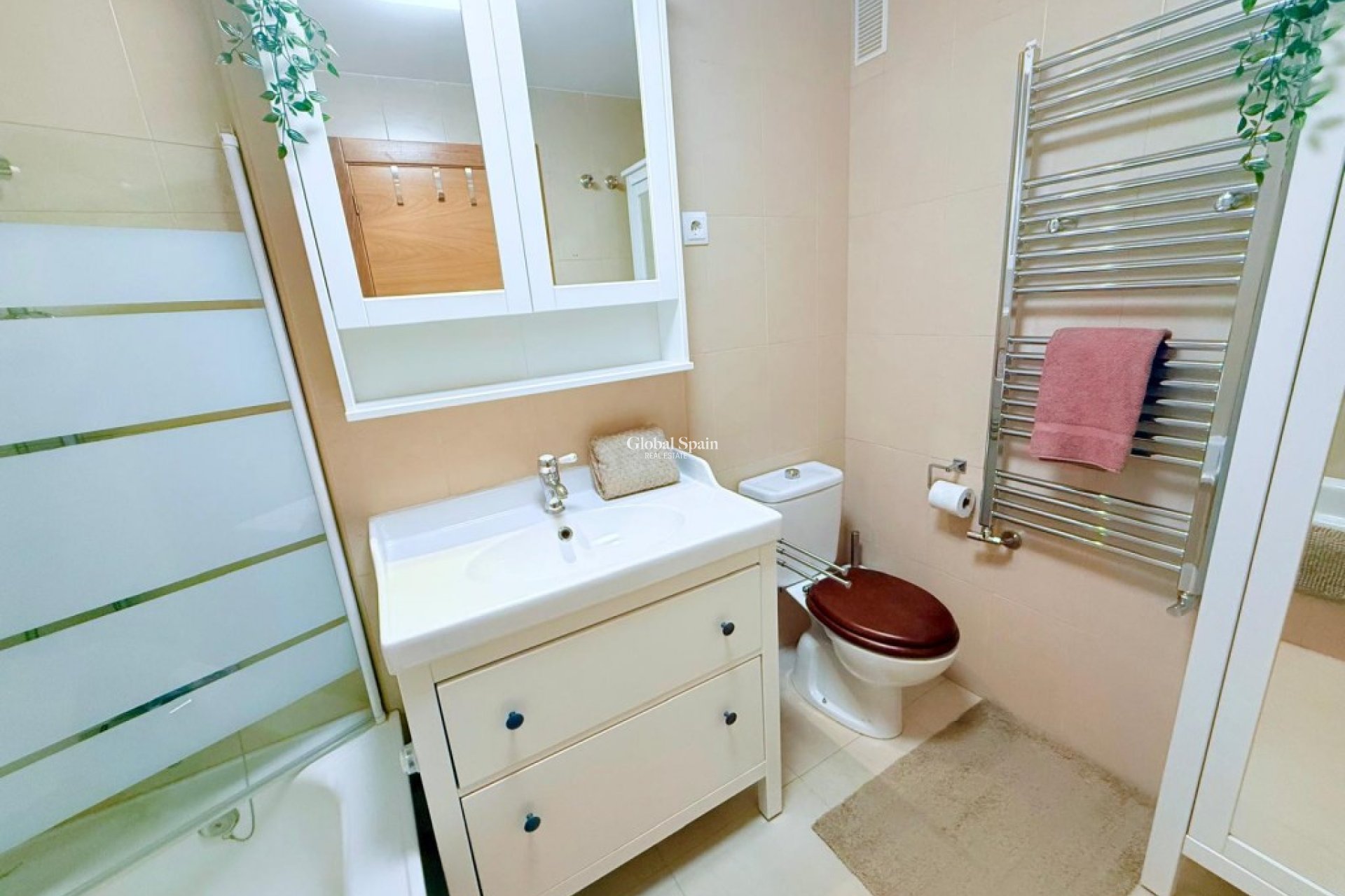 Resale - APARTMENT -
SUCINA - Inland