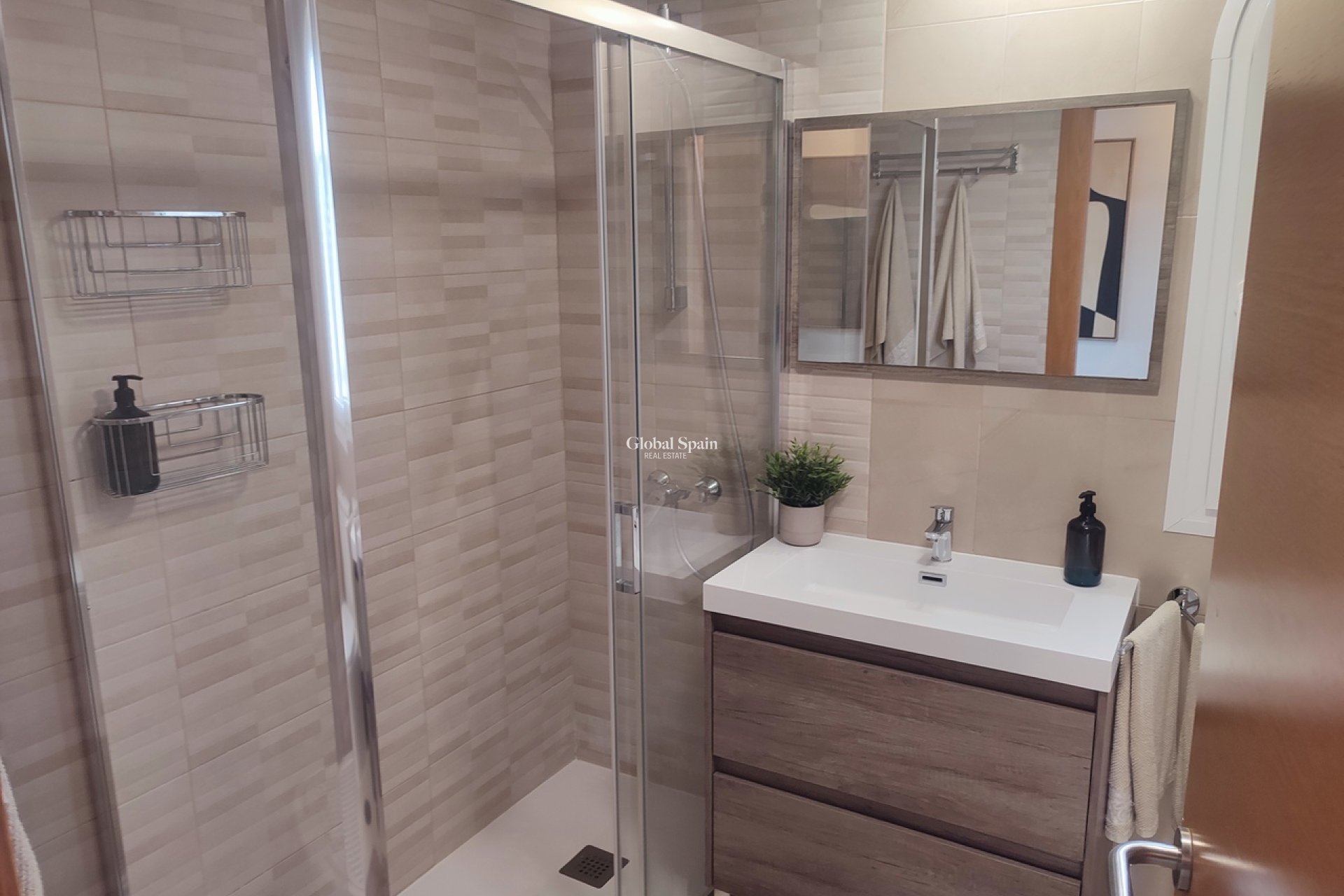 Resale - APARTMENT -
SUCINA - Inland