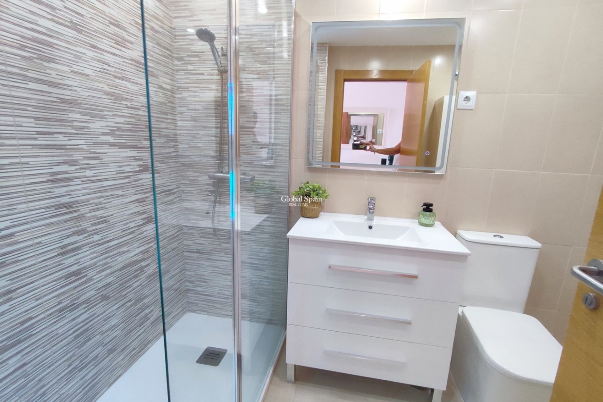 Resale - APARTMENT -
SUCINA - Inland