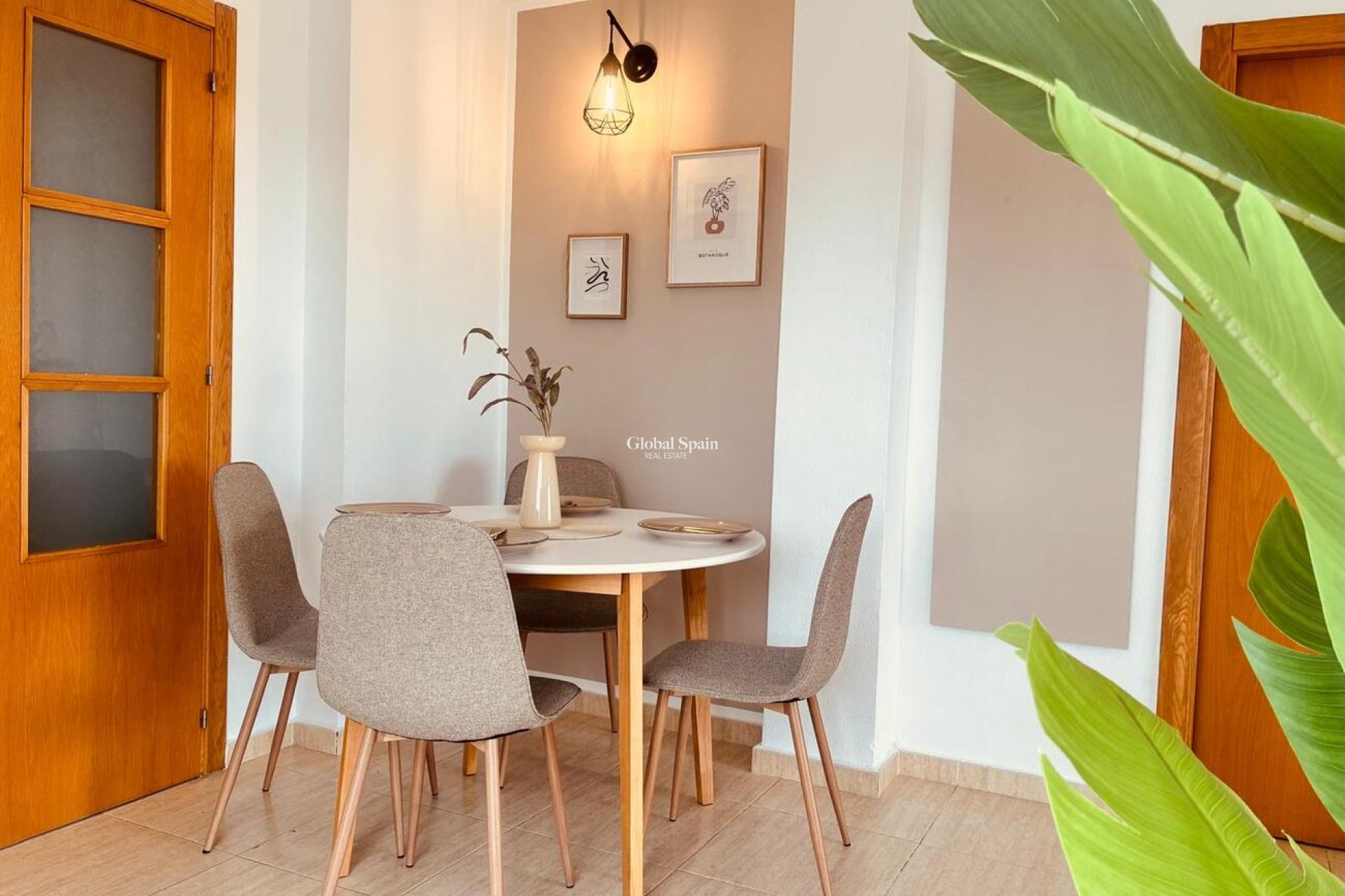 Resale - APARTMENT -
SUCINA - Inland