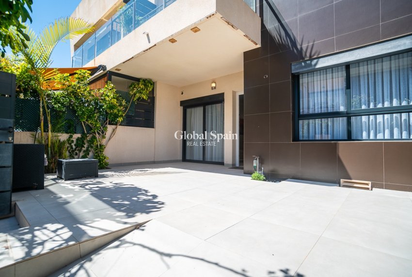 Resale - Apartment -
TORRE DE LA HORADADA - TORRE DE LA HORARADA