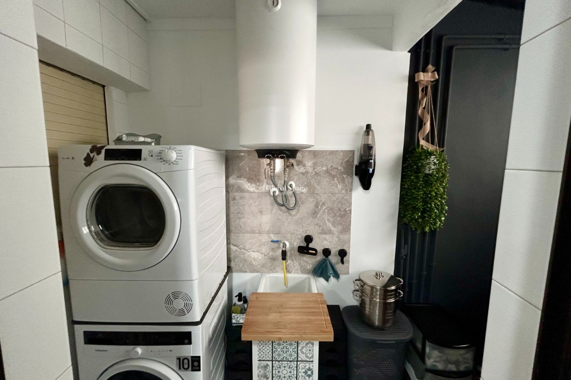 Resale - APARTMENT -
TORREMENDO - Costa Blanca