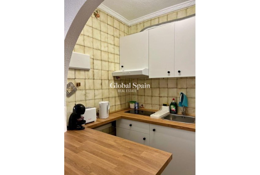 Resale - Apartment -
TORREVIEJA - Acequion