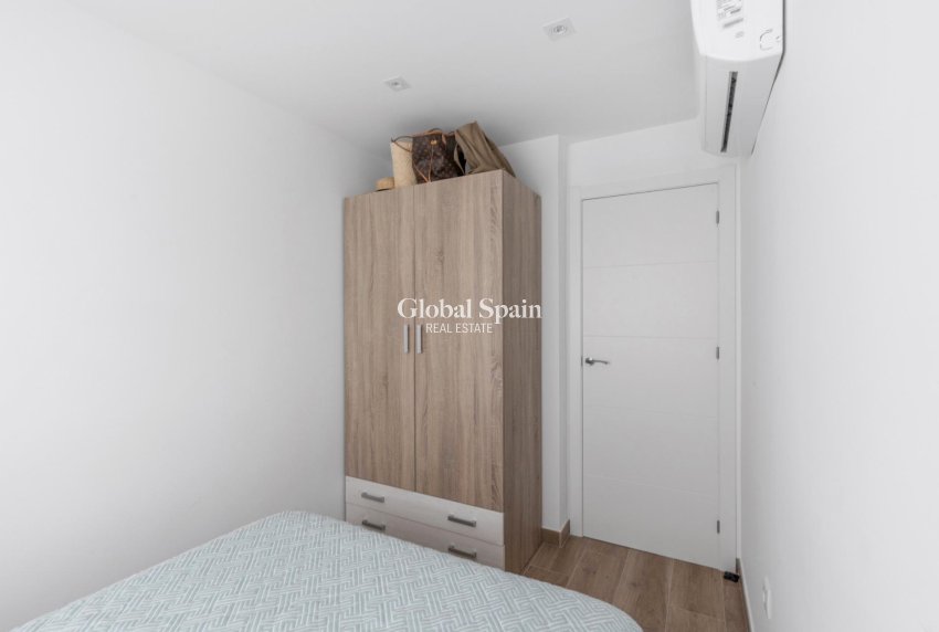 Resale - Apartment -
TORREVIEJA - Acequion