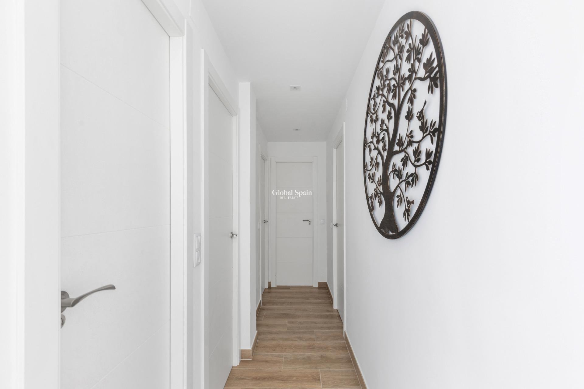 Resale - Apartment -
TORREVIEJA - Acequion