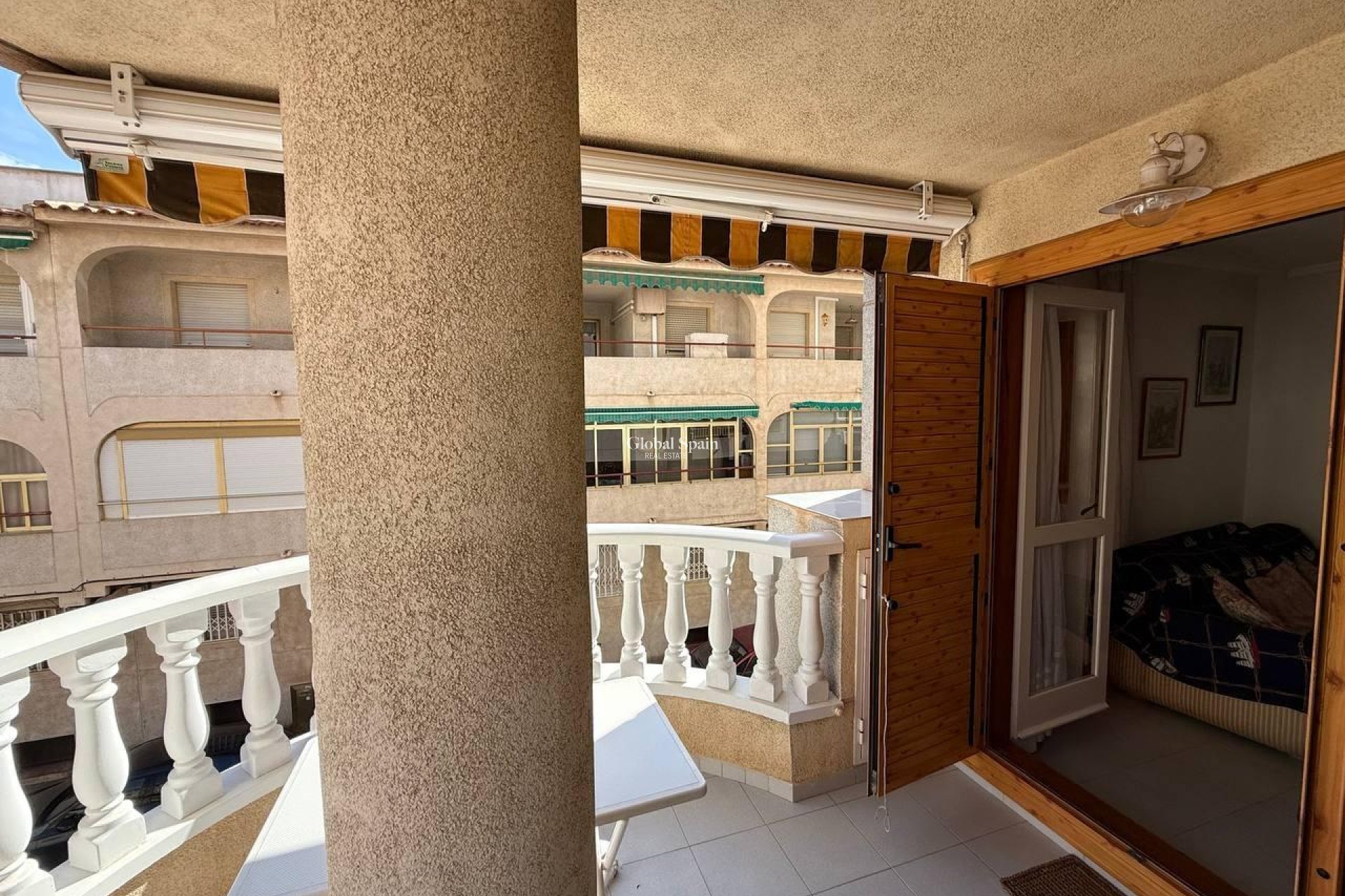 Resale - Apartment -
TORREVIEJA - Acequion