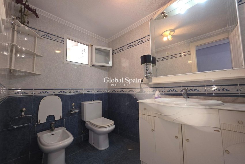 Resale - APARTMENT -
TORREVIEJA - Acequion