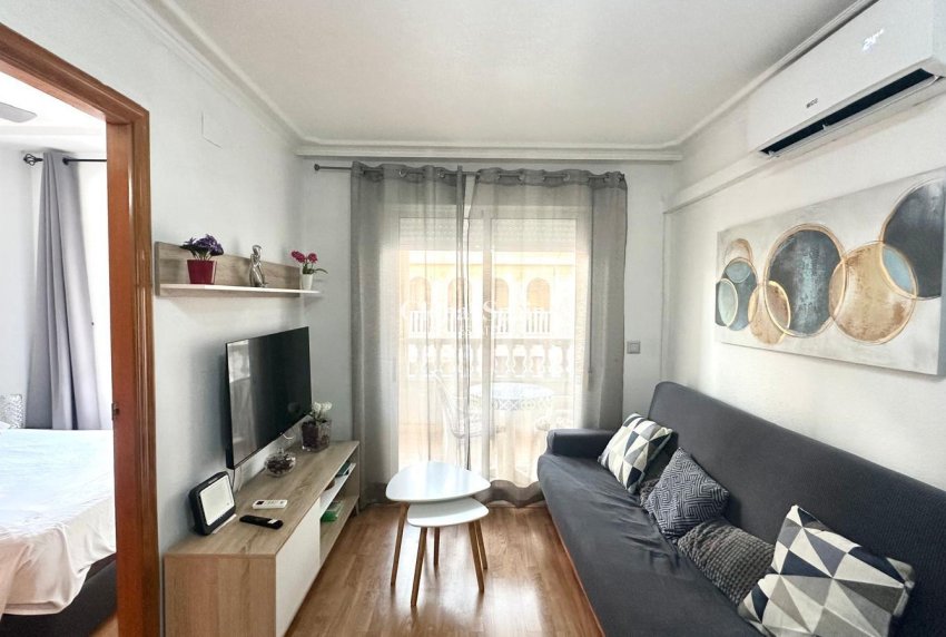 Resale - APARTMENT -
TORREVIEJA - Acequion