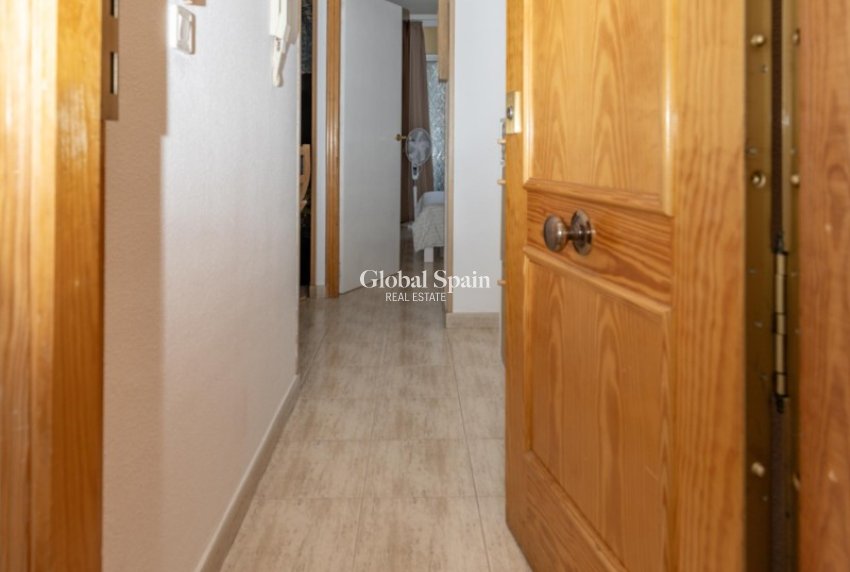 Resale - APARTMENT -
TORREVIEJA - Acequion