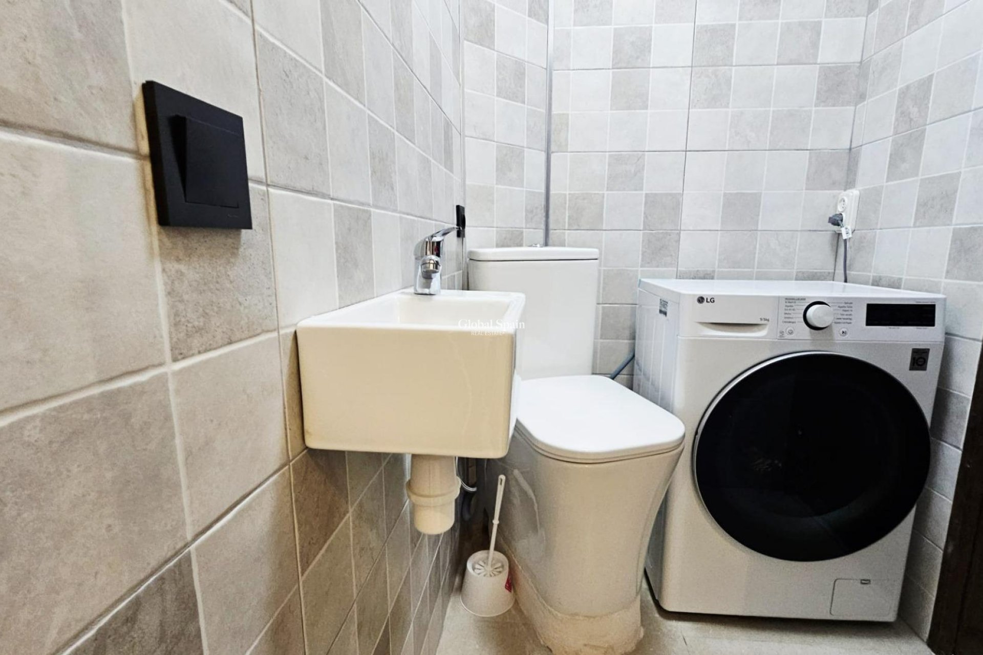 Resale - APARTMENT -
TORREVIEJA - Acequion