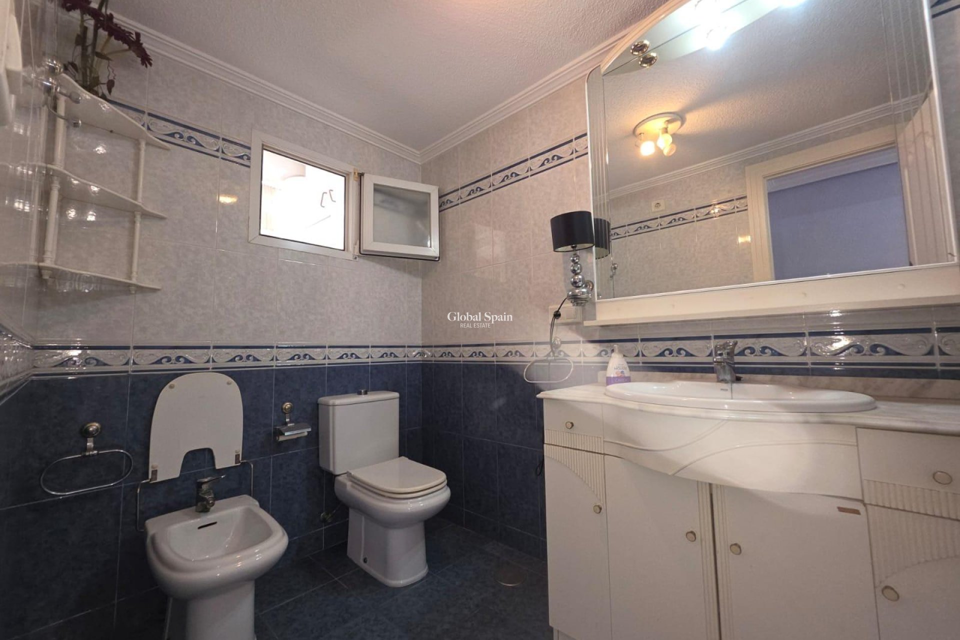 Resale - APARTMENT -
TORREVIEJA - Acequion