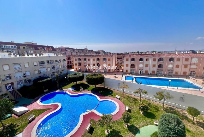Resale - APARTMENT -
TORREVIEJA - Acequion