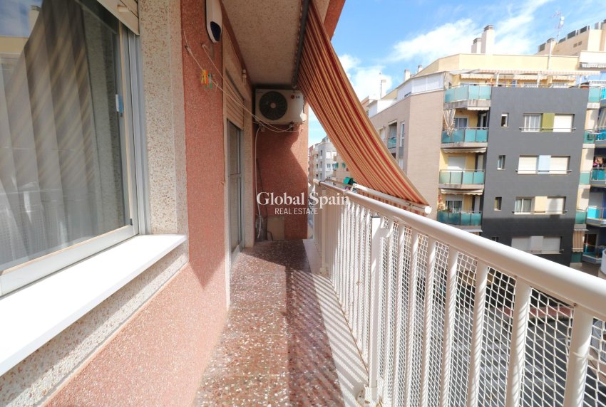 Resale - APARTMENT -
TORREVIEJA - Acequion