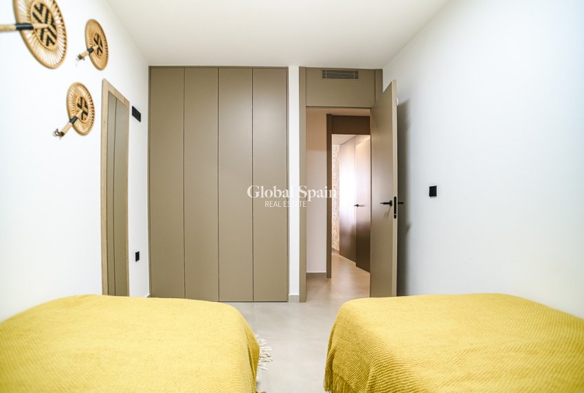 Resale - APARTMENT -
TORREVIEJA - Acequion