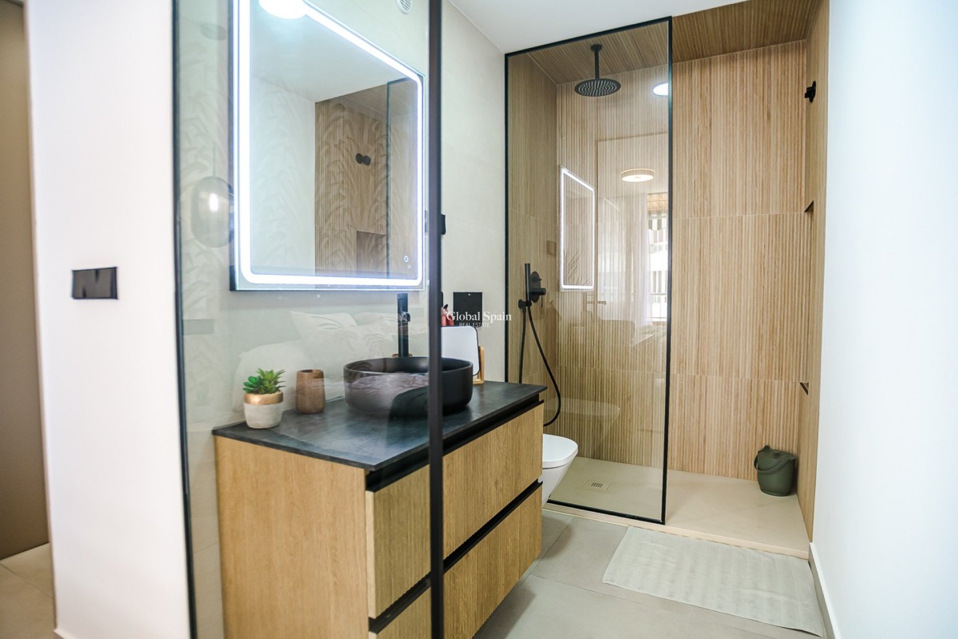 Resale - APARTMENT -
TORREVIEJA - Acequion